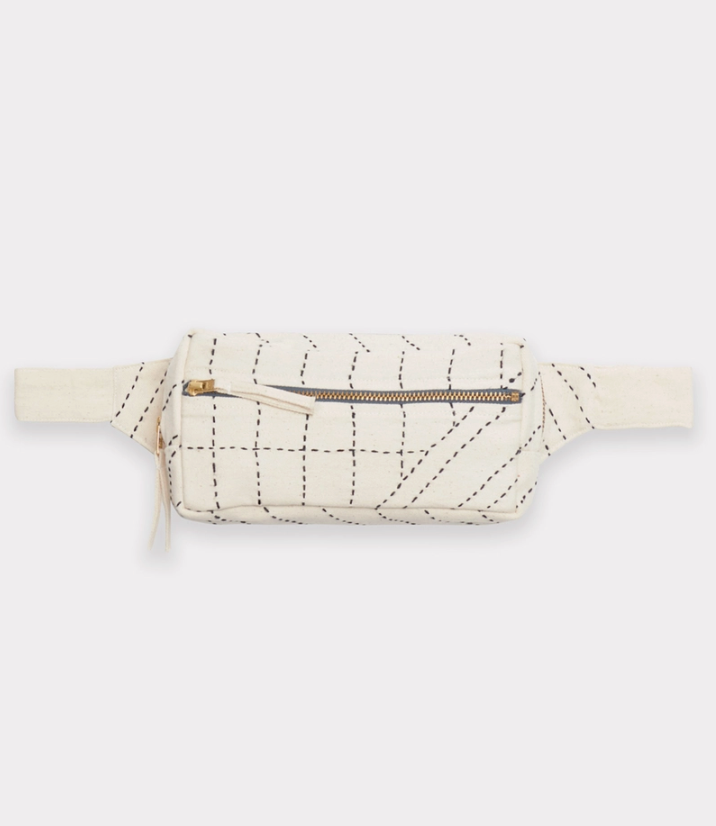 CrossbodyBeltBag-white-catalog